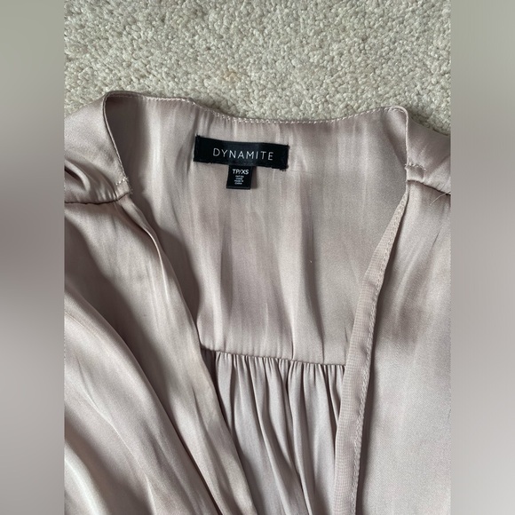 satin knotted blouse - Picture 5 of 5